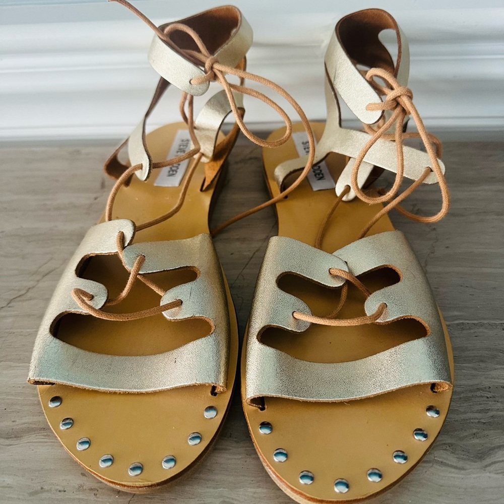 Steve Madden Metallic Gold Lace-Up Flat Sandals